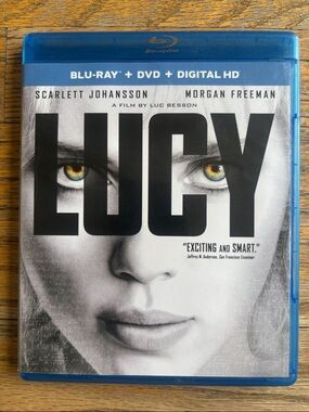 Lucy (Blu-ray + DVD) Scarlett Johansson Sci-Fi Action Luc Besson 2-Disc Set